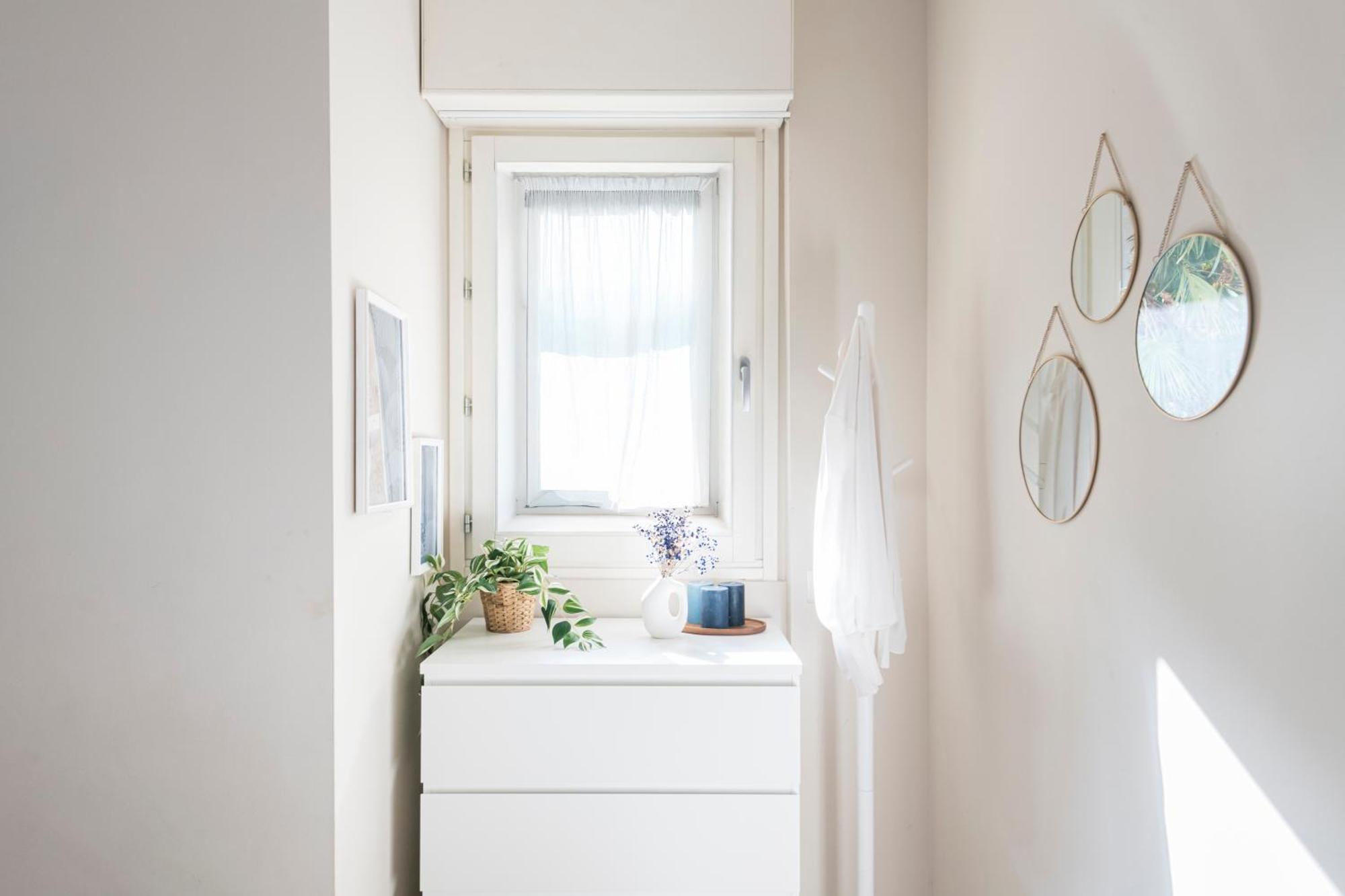 Fully Furnished Flat Arco Della Pace By Easylife Appartamento *
